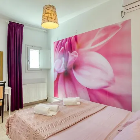 Dahlia And Nocleg ze śniadaniem 4*