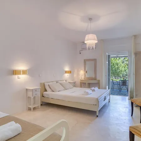 Nocleg ze śniadaniem Dahlia And 4*