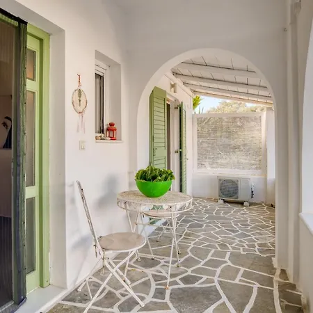 Dahlia And Bed & Breakfast 3*