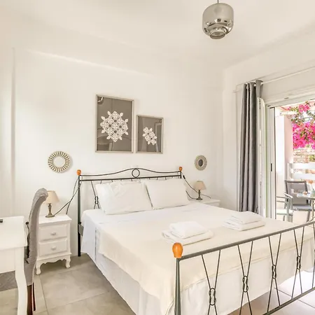 Bed & Breakfast Dahlia And Aliki (Paros)