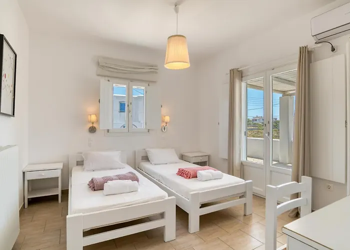 Bed & Breakfast Dahlia And 4*