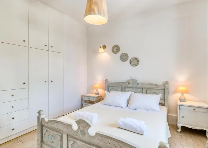 Bed & Breakfast Dahlia And