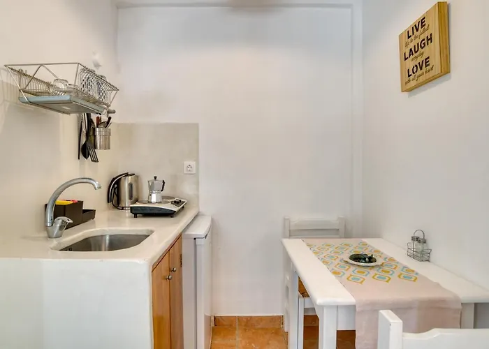 Bed & Breakfast Dahlia And Aliki (Paros)