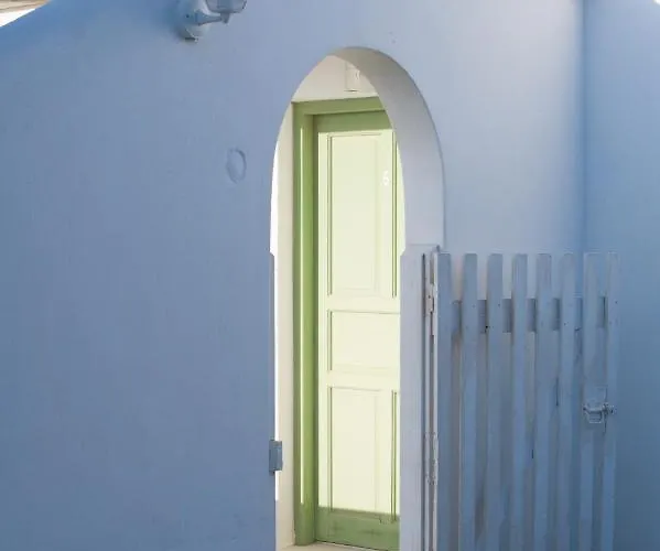 Bed & Breakfast Dahlia And Aliki (Paros)