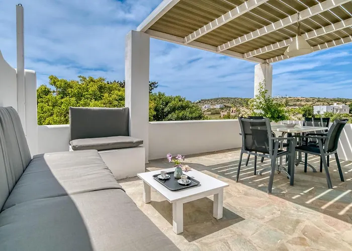 Dahlia And 4* Aliki (Paros)