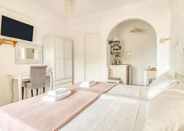 Bed & Breakfast Dahlia And Aliki (Paros)